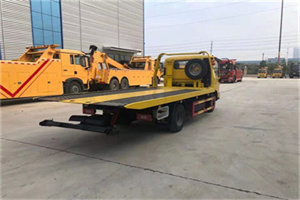 息县非事故拖车